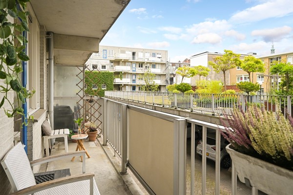 Medium property photo - Noordwal 45, 2513 EB Den Haag